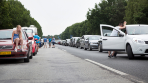 Deutschland Autobahn stau Foto iStock ahavelaar.jpg